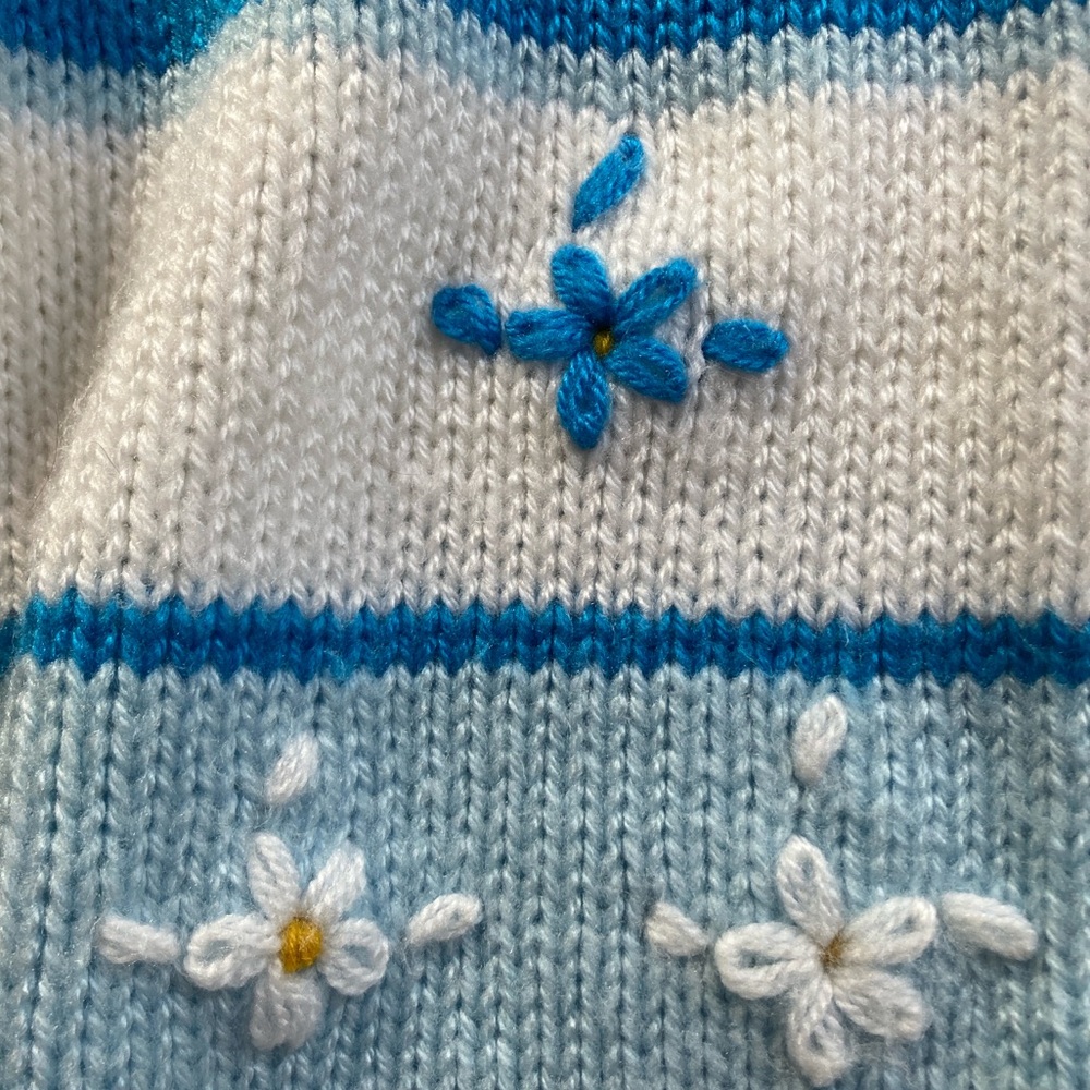 Vintage Blue and White Hand Knitted Grandma Cardigan Sweater Embroidered Flowers - Picture 5 of 9